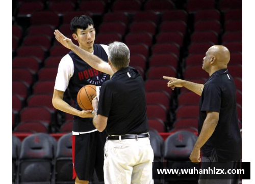 qy球友会体育NBA记者袁方：专访球场内外的精彩瞬间 - 副本